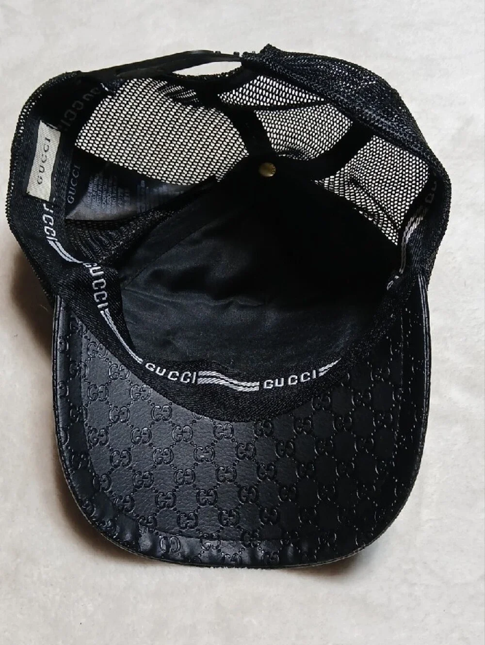 Gucci Black Cap with Red & Green Stripe and Gold Logo Patch